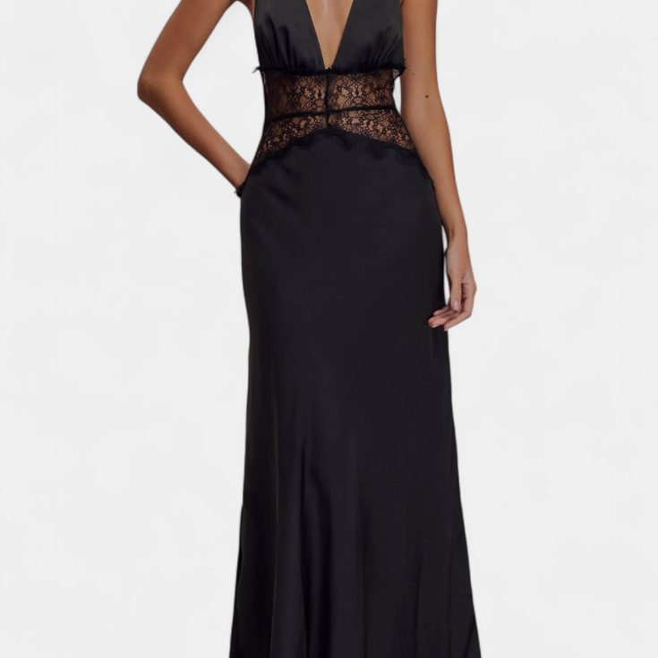 Robe Longue Ashanty avec Décolleté Halter et Taille en Dentelle Transparente