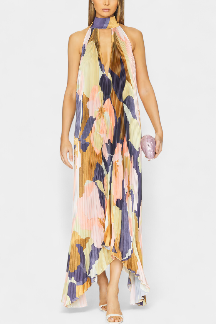 Robe Longue Plissée Giselle avec Décolleté Halter et Mouvement Élégant